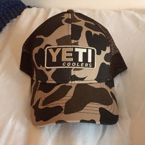 Yeti camo hat